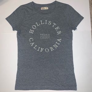 Hollister T-Shirt